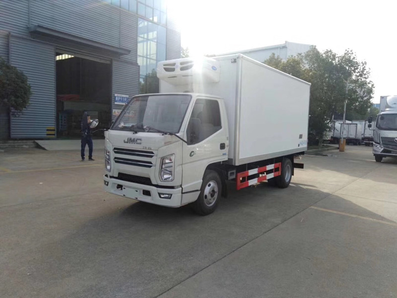 江鈴順達(dá)冷藏車(chē)（廂長(zhǎng)4.2米國(guó)六）